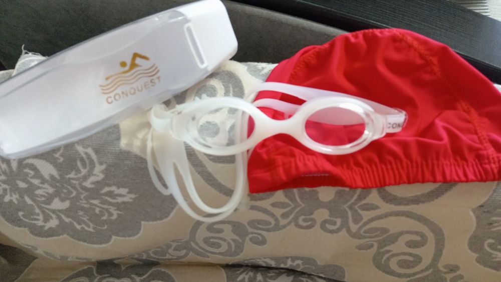 Продам очки и шапочку