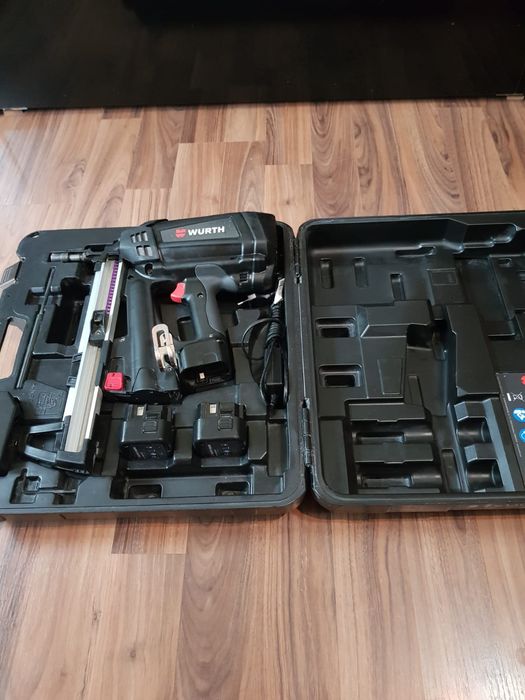 Wurth DIGA CS-3,pistol de bătut cuie în beton.