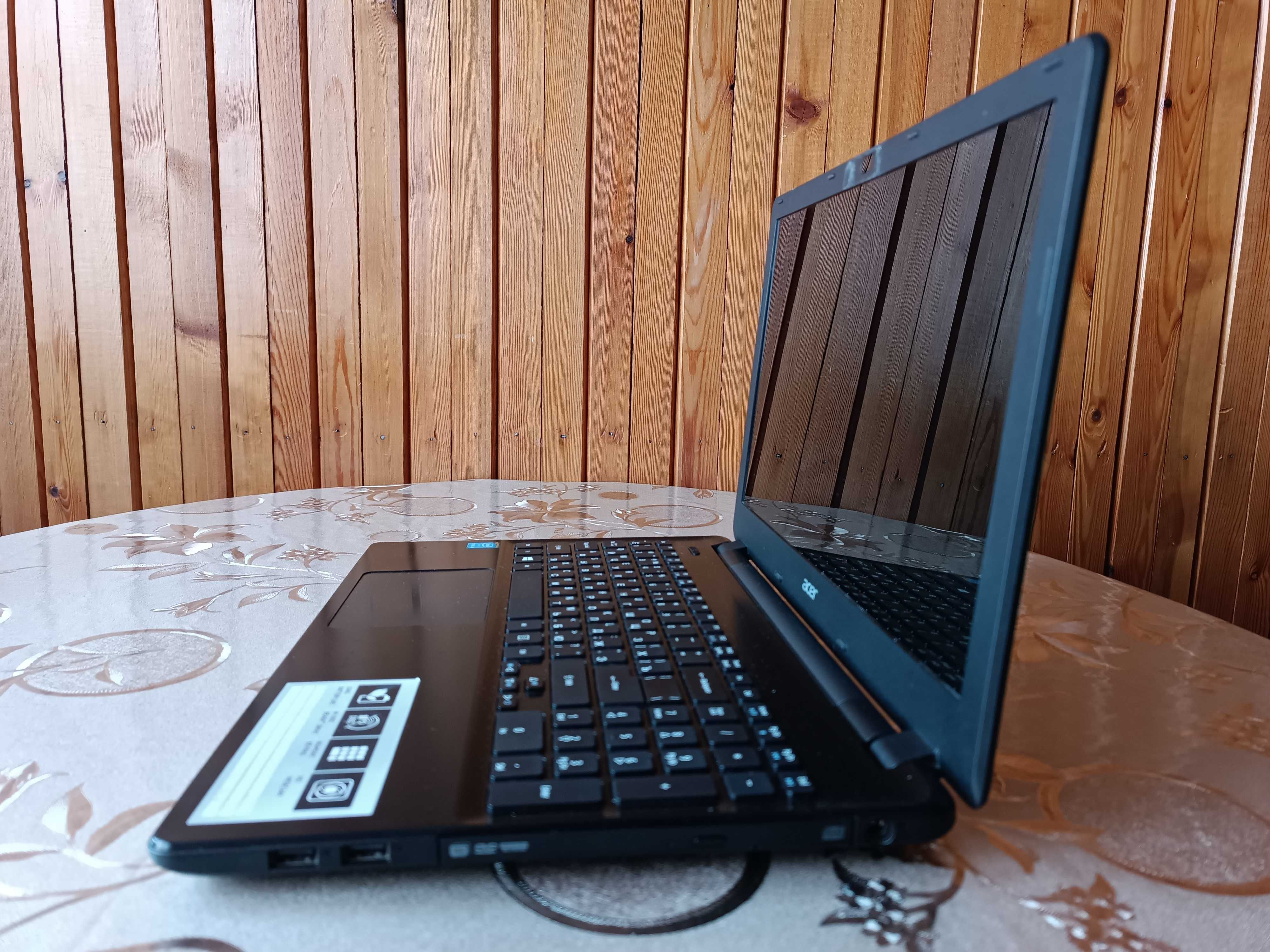 Ноутбук Acer в идеальном состоянии