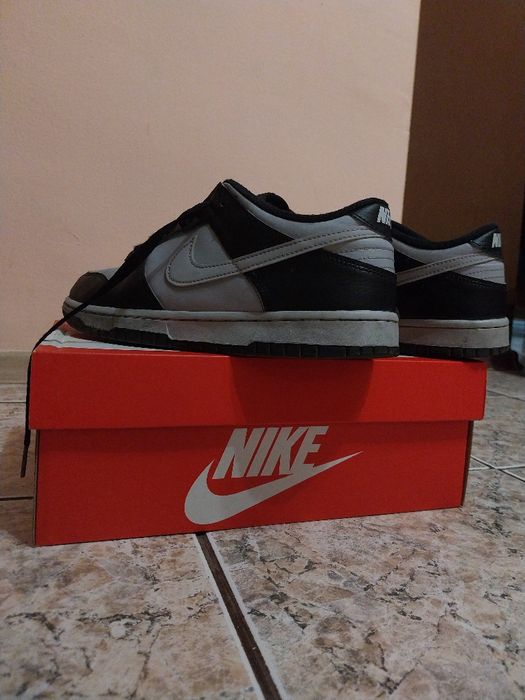 Продам оригинални обувки nike