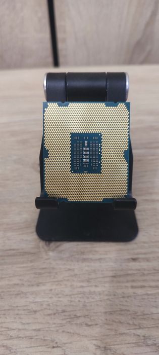 Procesor Intel Xeon E5-2620 v2 2.60GHz 6-core