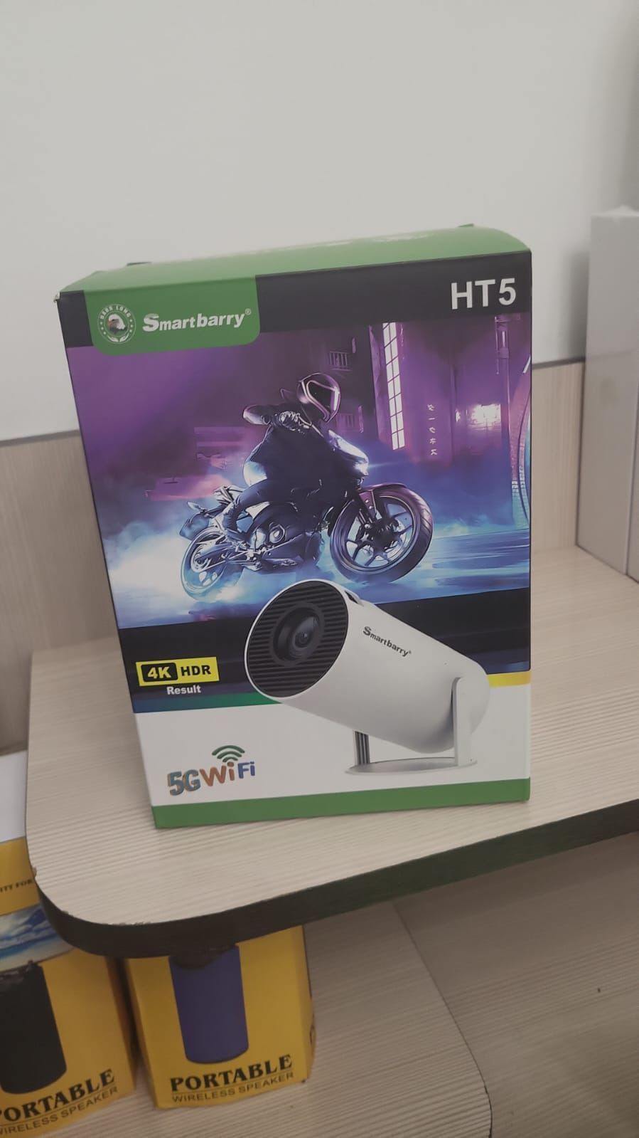 PROJECTOR проектор