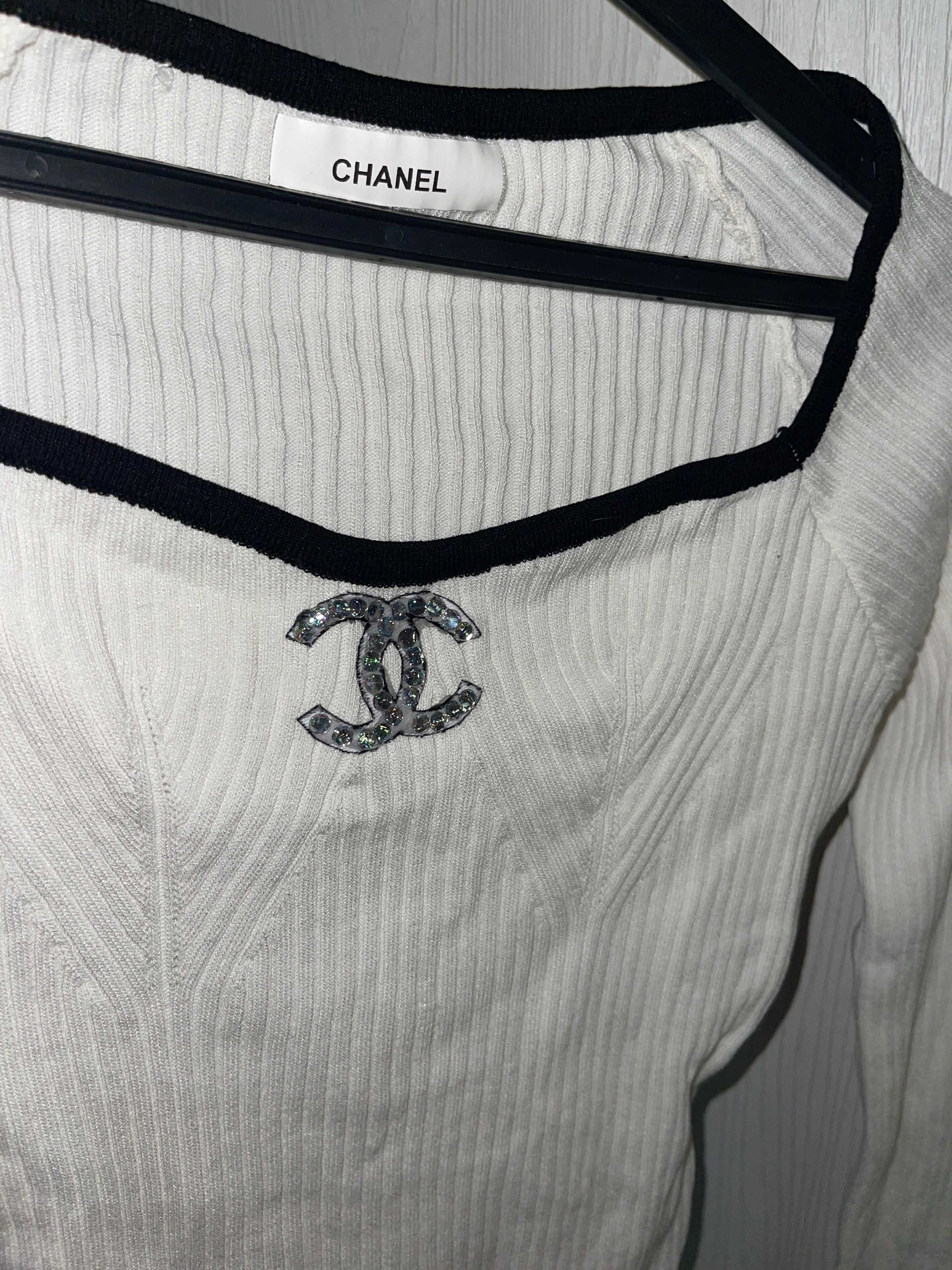 chanel шанел бяла блуза с дълъг ръкав пуловер бял с черно и камъни