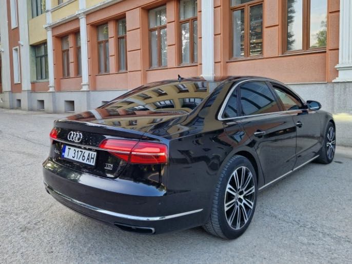 Audi A8 3.0 TDI Long/Matrix (TV)
