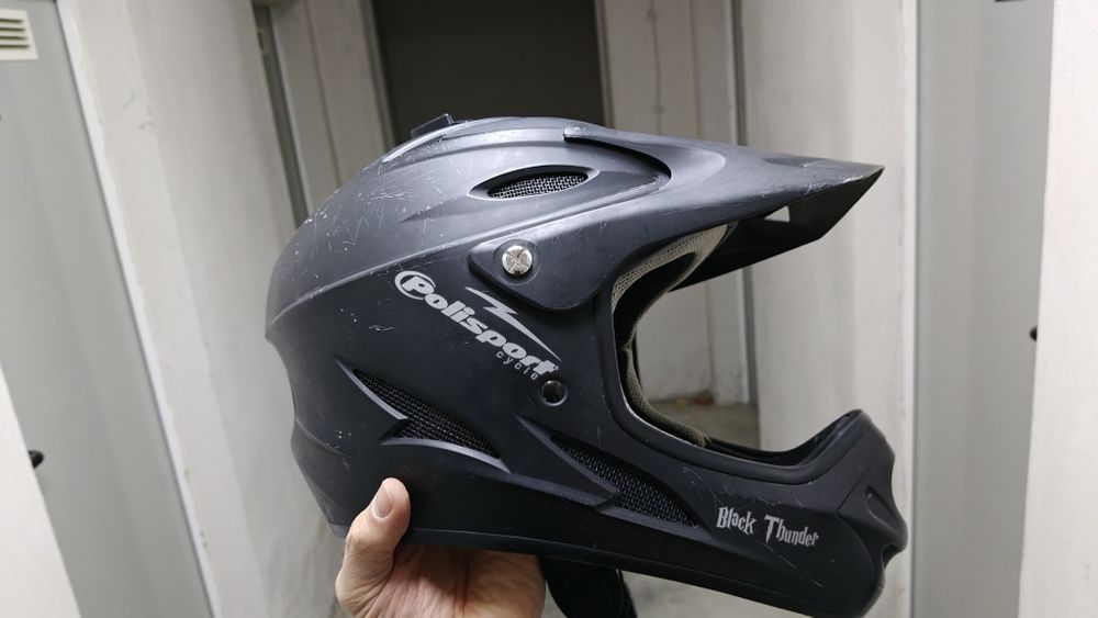 Full face каска за колело/мотор