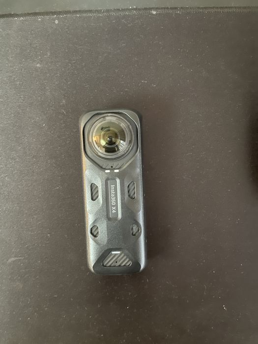 Insta360 x4 + 2 селфипалки оригинальные insta360
