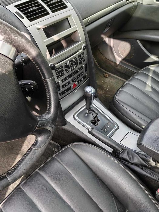 Пежо 407 на части.