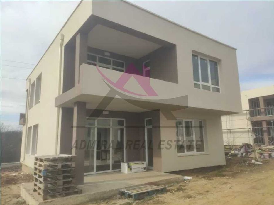 Самостоятелна къща -Боровец