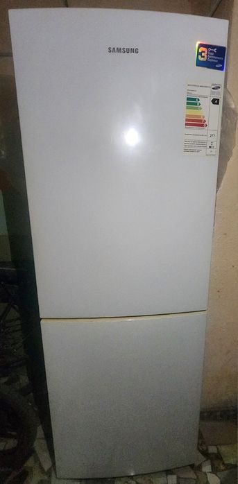 Продам холодильник Samsung