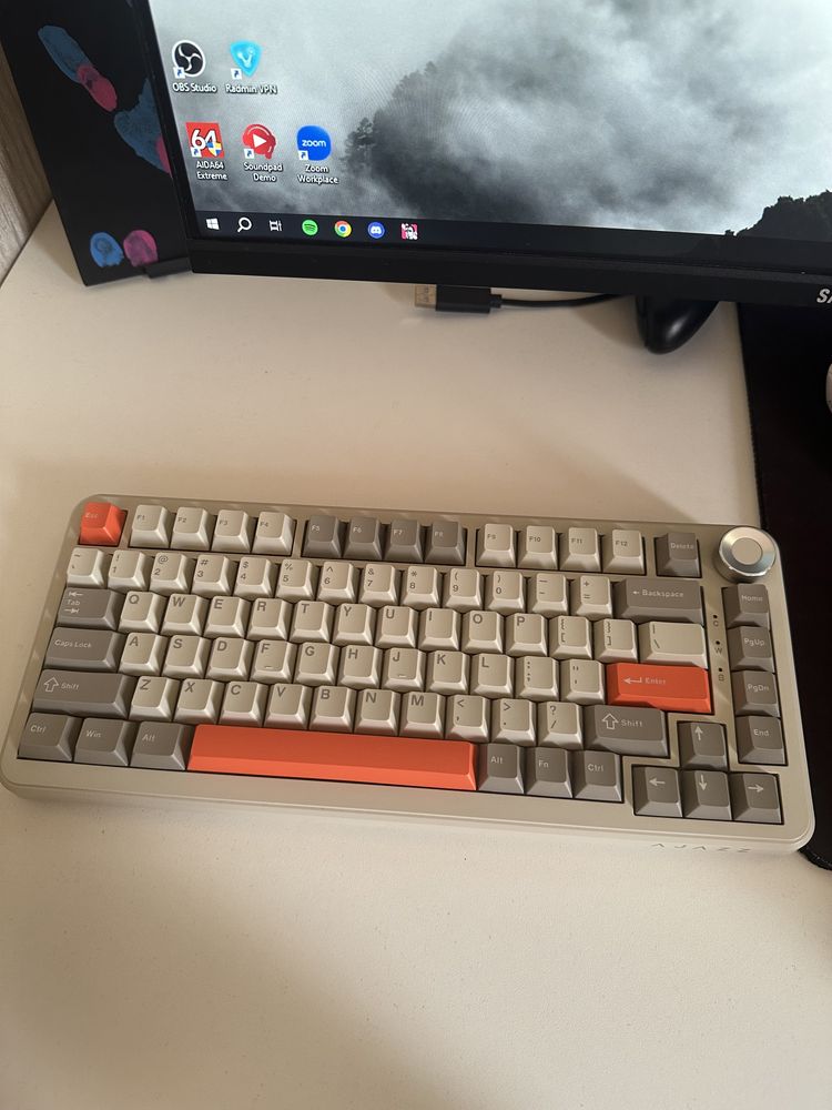 Продам клавиатуру ajazz ak820 plus max