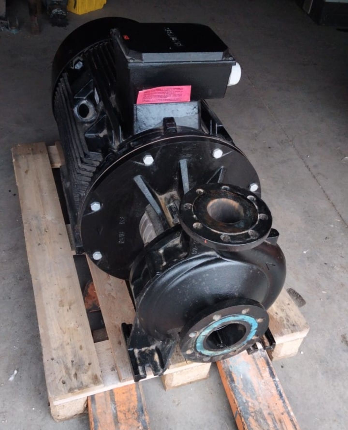 Pompa apa grundfoss irigatii tambur, 90kW, 250mc, 10bar, 3000rpm, 380V