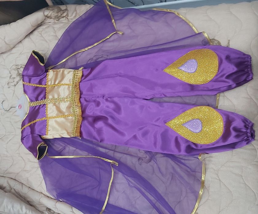 Продам новогодний костюм принцесса Жасмин