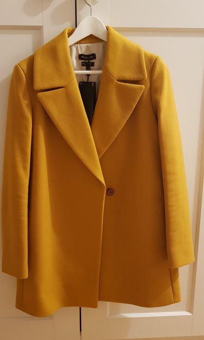 Pardesiu  Massimo Dutti marimea 38