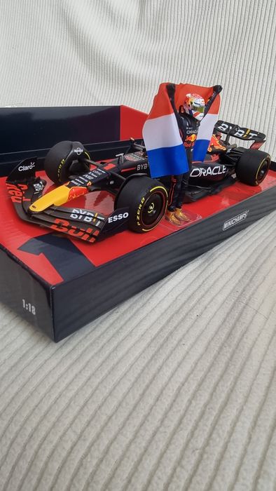 Red bull rb20 British gp M.Verstappen/Red bull rb18 Dutch gp F1 1:18