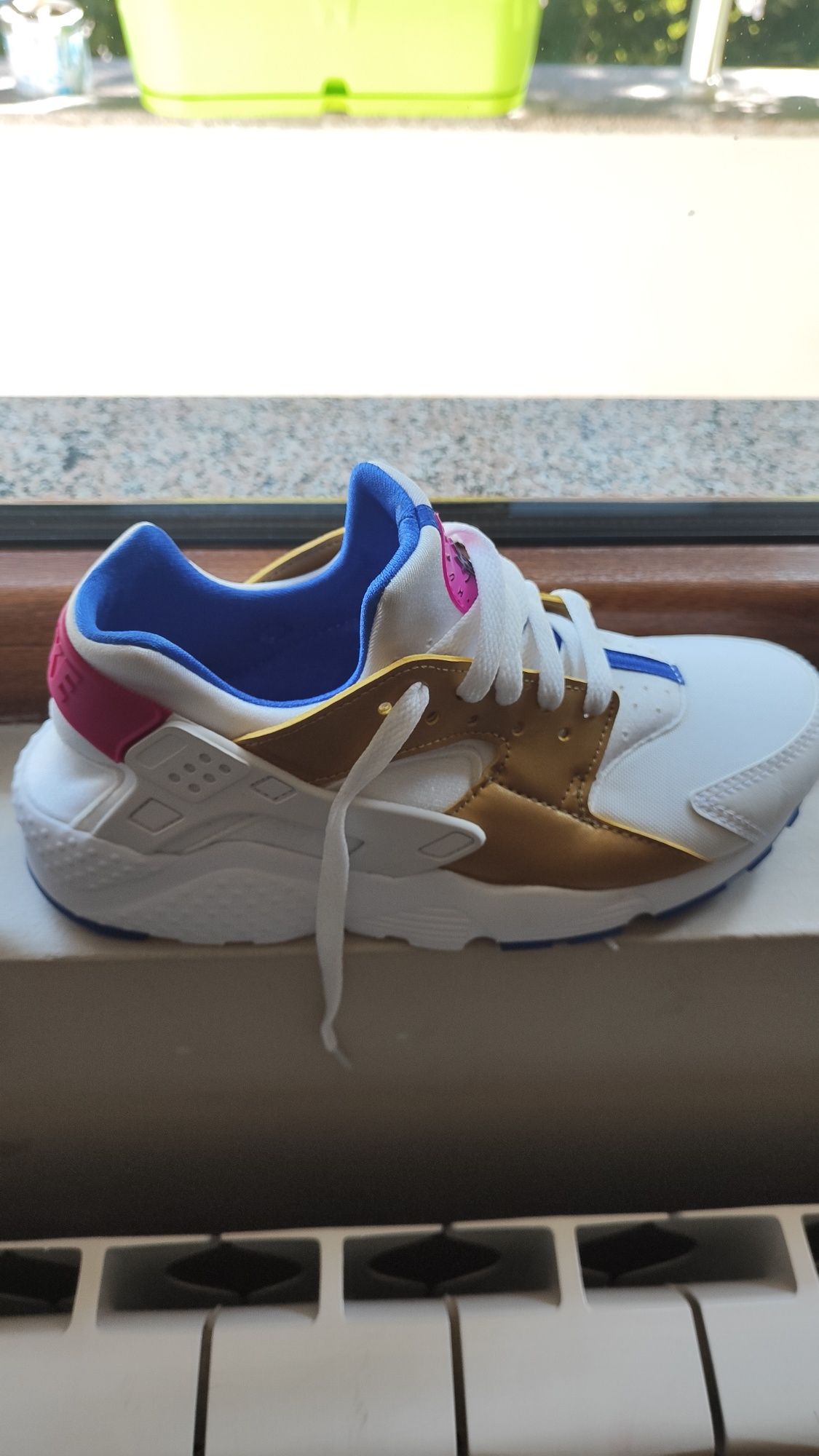 NIKE маратонки huarache run