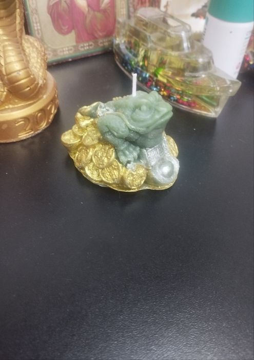 Продаются свечи ручной работы восковые