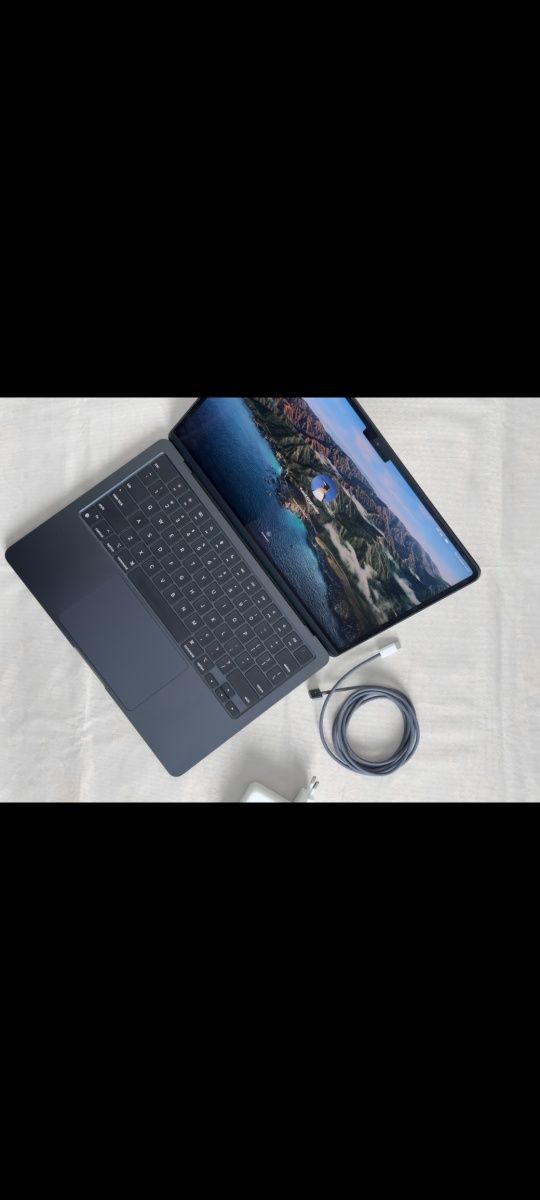 ноутбук MacBook Air M2