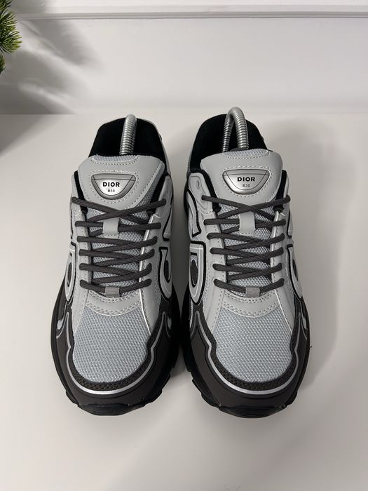 Adidasi Dior B30