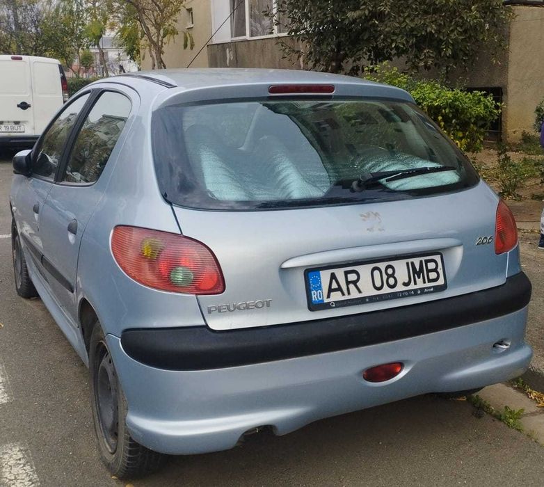 Peugeot 206 1,4 Benzina - KM PUTINI , KM REALI
