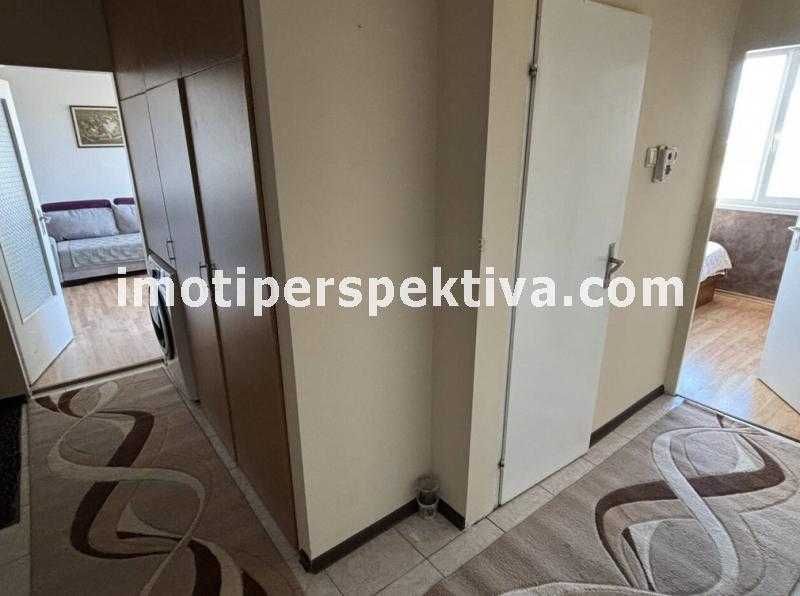 Продава се Тристаен апартамент в Пловдив, Христо Смирненски - 65 кв.м за 1808 €/кв.м - Снимка #12