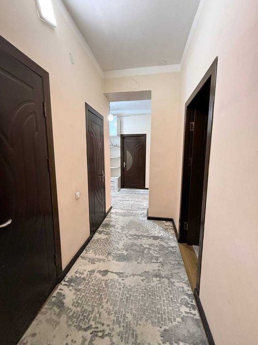 Макро, ул. Махтумкули
3/6/7
Площадь: 78 м² (кирпичный дом)