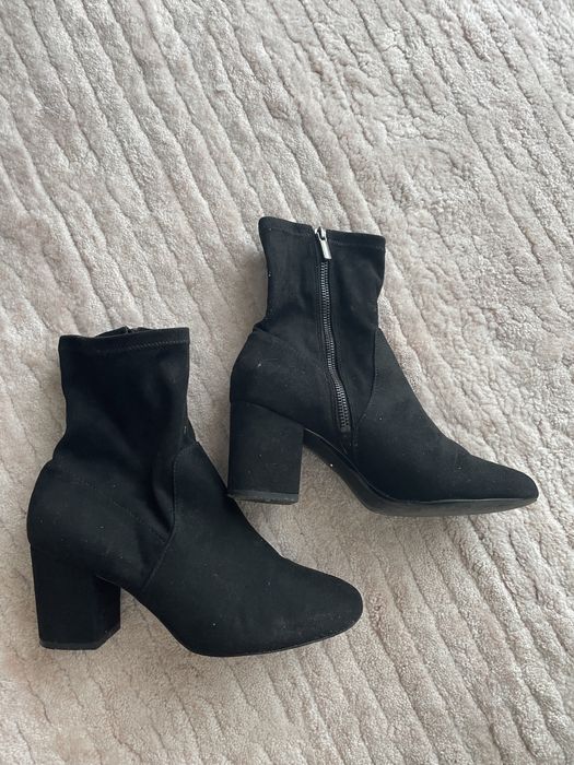 Botine negre stradivarius 38