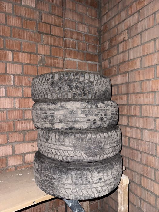 Продам резину 185/65/R15