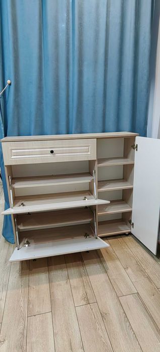 Комод с полкой для обуви