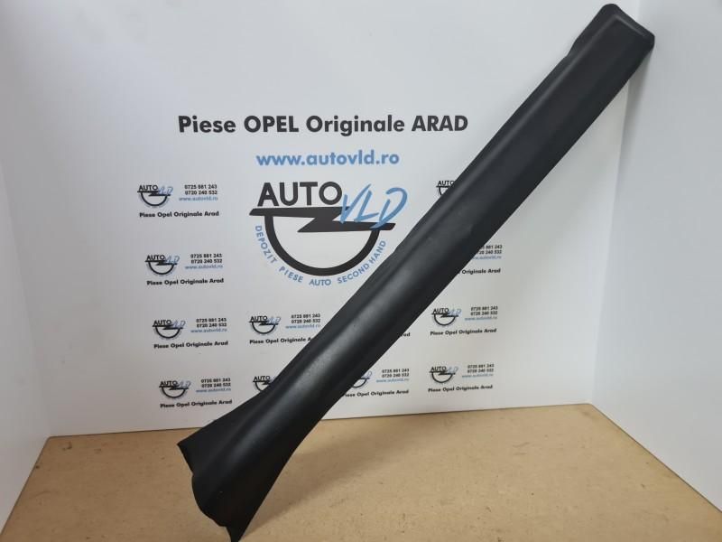 Cheder stalp dreapta fata Opel Astra H Twintop