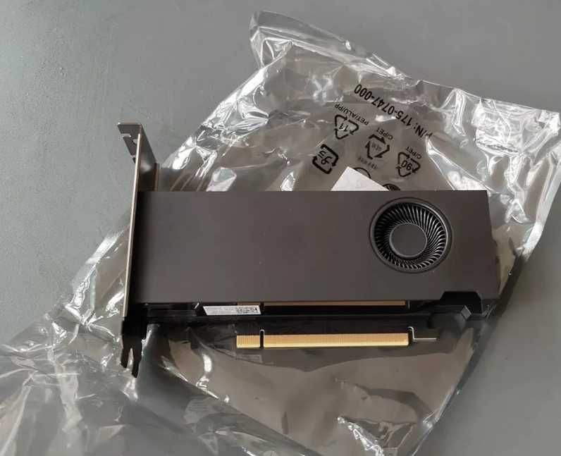 12GB RTX A2000 12GB/70W мини видео карта за сървър или работна станция