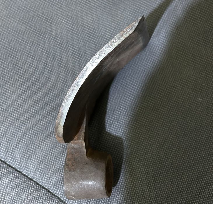 Tesla Fox de Cioplit Lemn