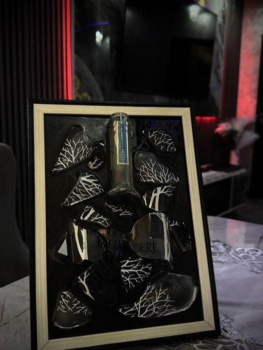 Картина от епоксидна смола вдъхновена от Belvedre