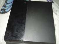 Vând PS4 dar are o problemă trebuie curățat  are o manetă
