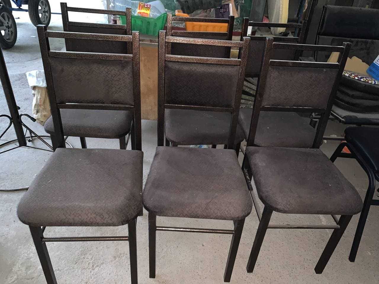 Стол с 6 стульями