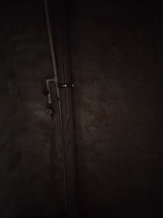 Buxara cityda 1 xonalik korobka sotiladi