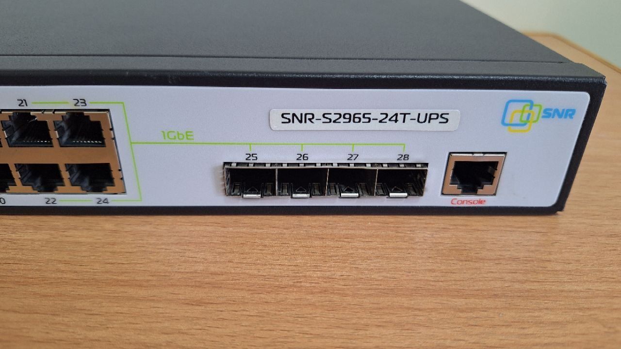 Управляемый коммутатор уровня 2 SNR-S2965-24T-UPS