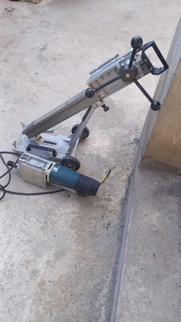 Дрель алмазного бурения к-т (Bosch GDB 2500+Станина BOSCH GCR 350)