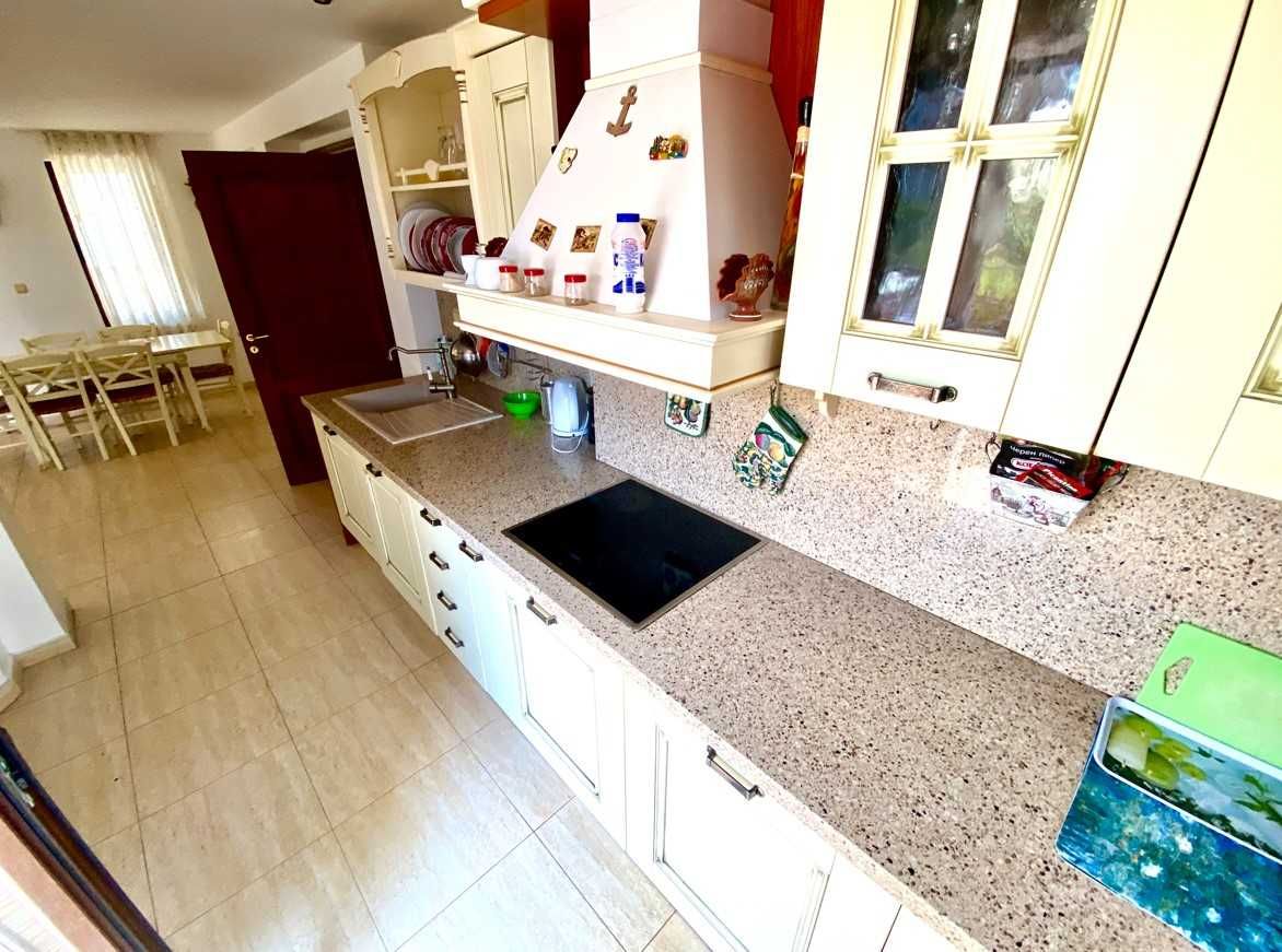 Продава се Къща в Свети Влас - 250 кв.м за 1112 €/кв.м - Снимка #4