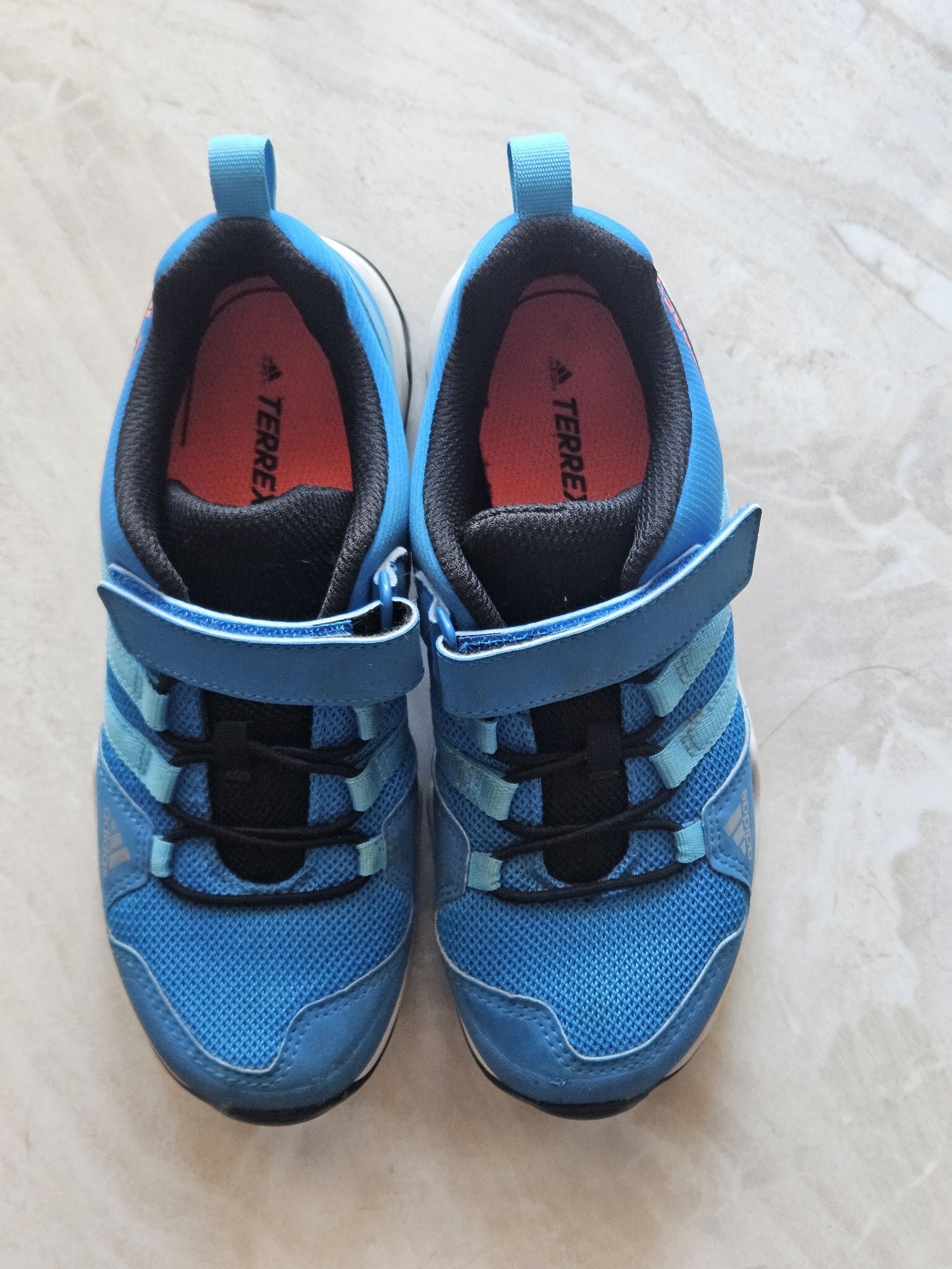 Детски есенно-зимни маратонки Adidas Terrex