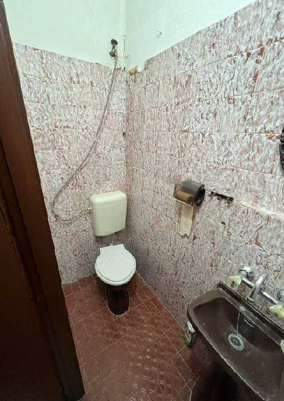 Тристаен апартамент в Кючук Париж