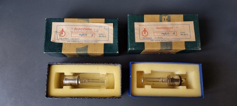 Becuri Nerva pentru proiectoare diapozitive și diafilme