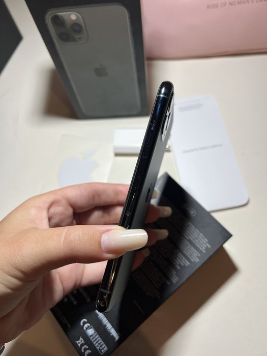 Iphone 11 pro fara defecte