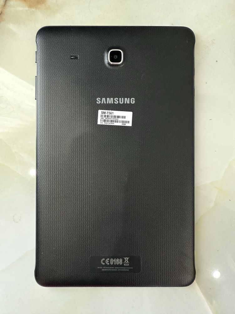 Samsung Galaxy Tab E (micro sd 16 гб) в отличном состоянии