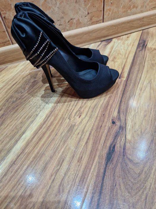 Pantofi ALDO masura 37