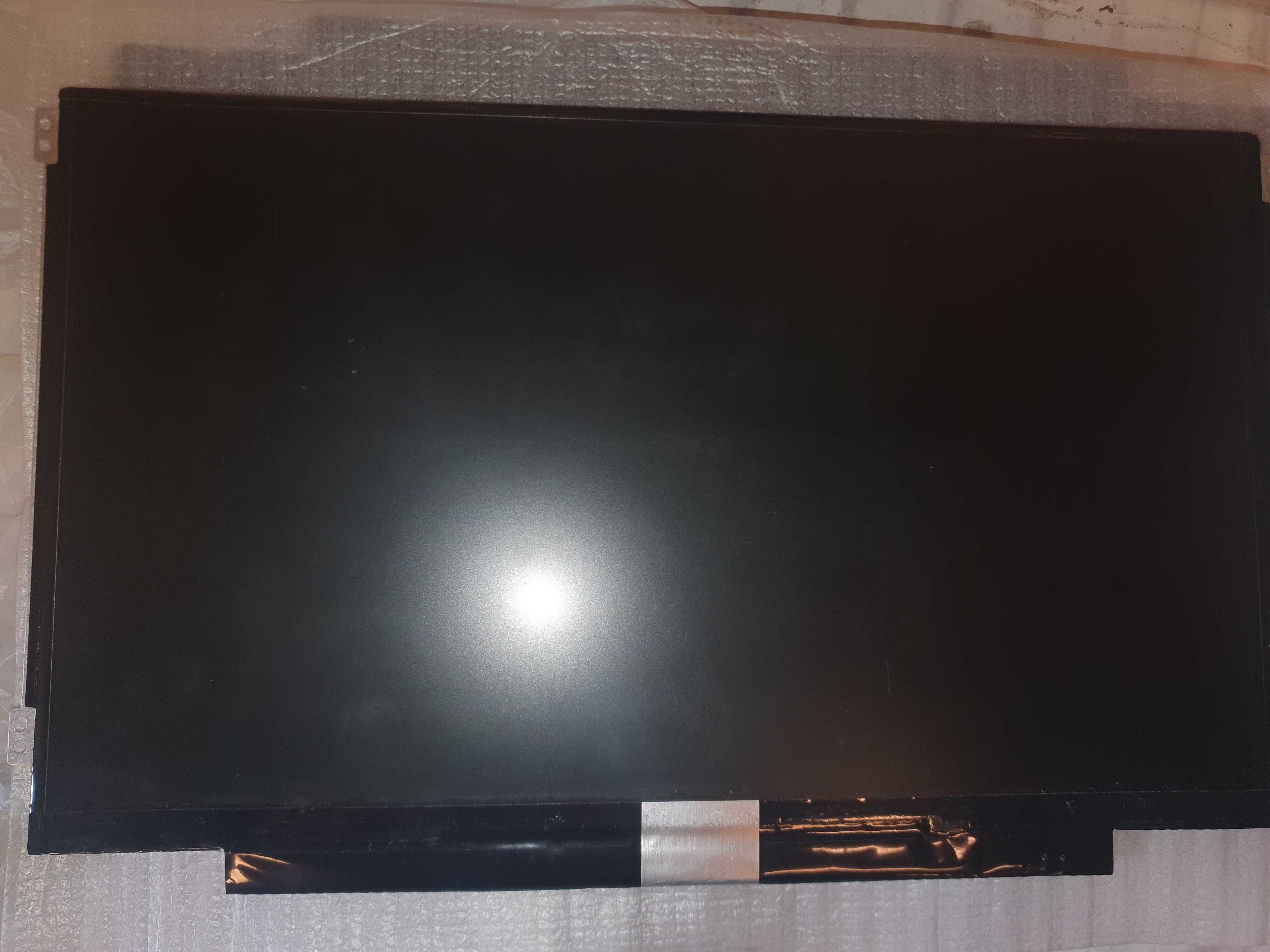 display laptop slim si normal  mufa 40 pini