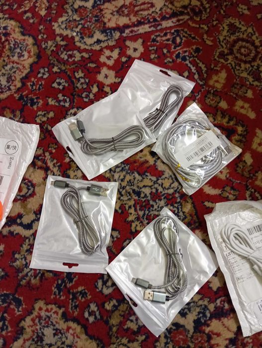 Кабели за зареждане