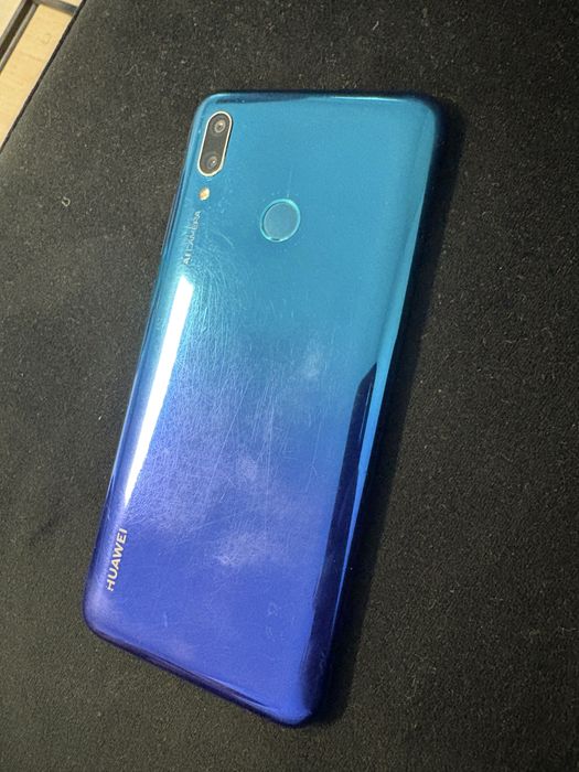 huawei y 7  работещ