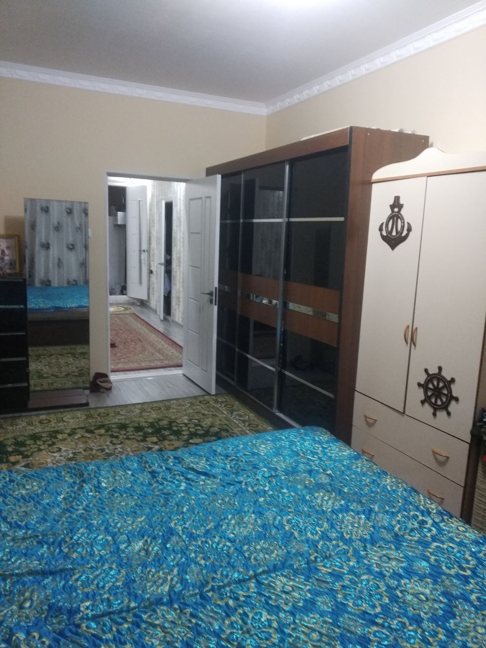 Продаётся 2 в 3/2/4 ком квартира. Экобазар
