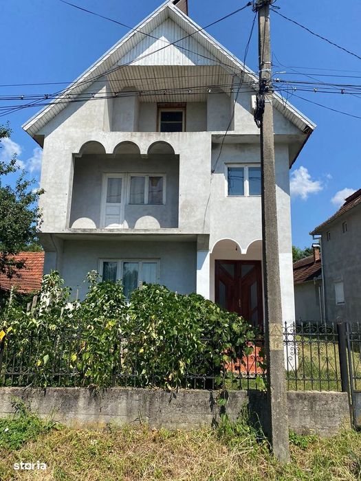 Casa in inima localitatii Certeze