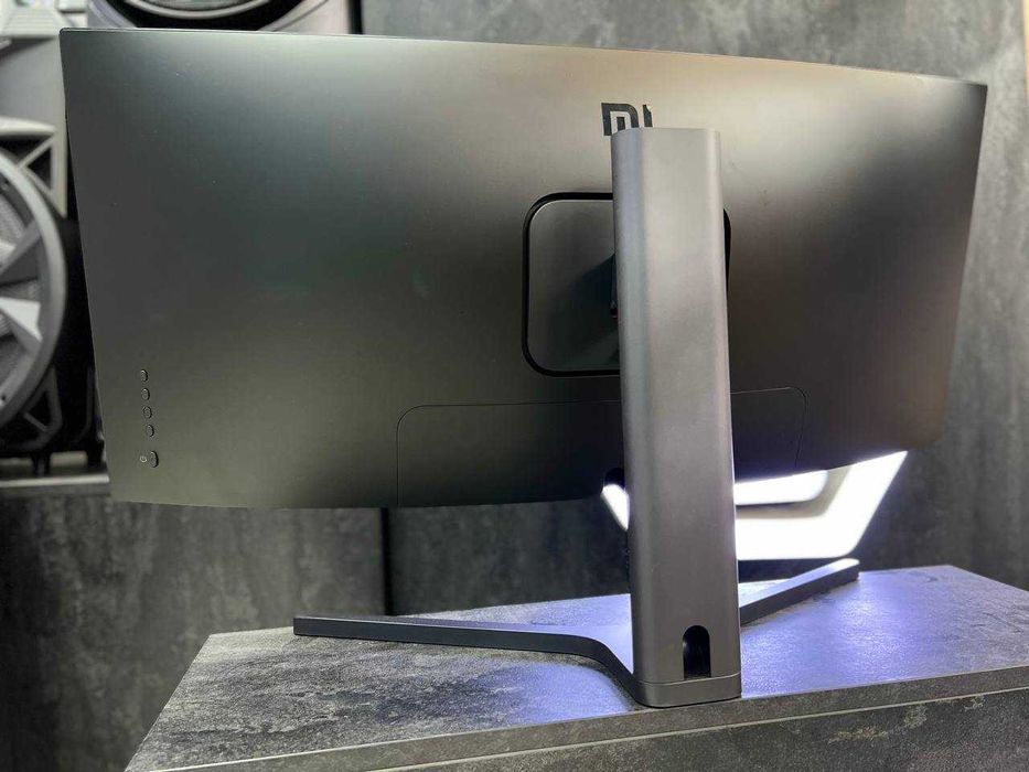 Facecom 34" 4K 165hz